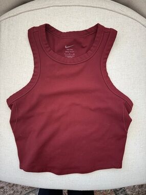 Nike One Dri-FIT Crop Tank Top Small red Athletic Workout Yoga Gym